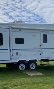 Screenshot camp trailer